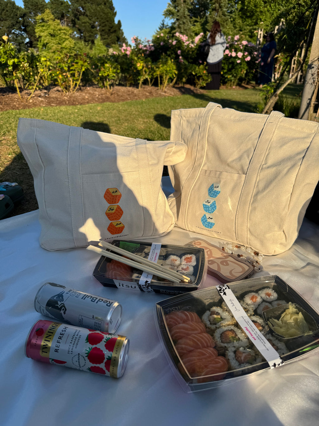 Summer Zelij Tote Bags
