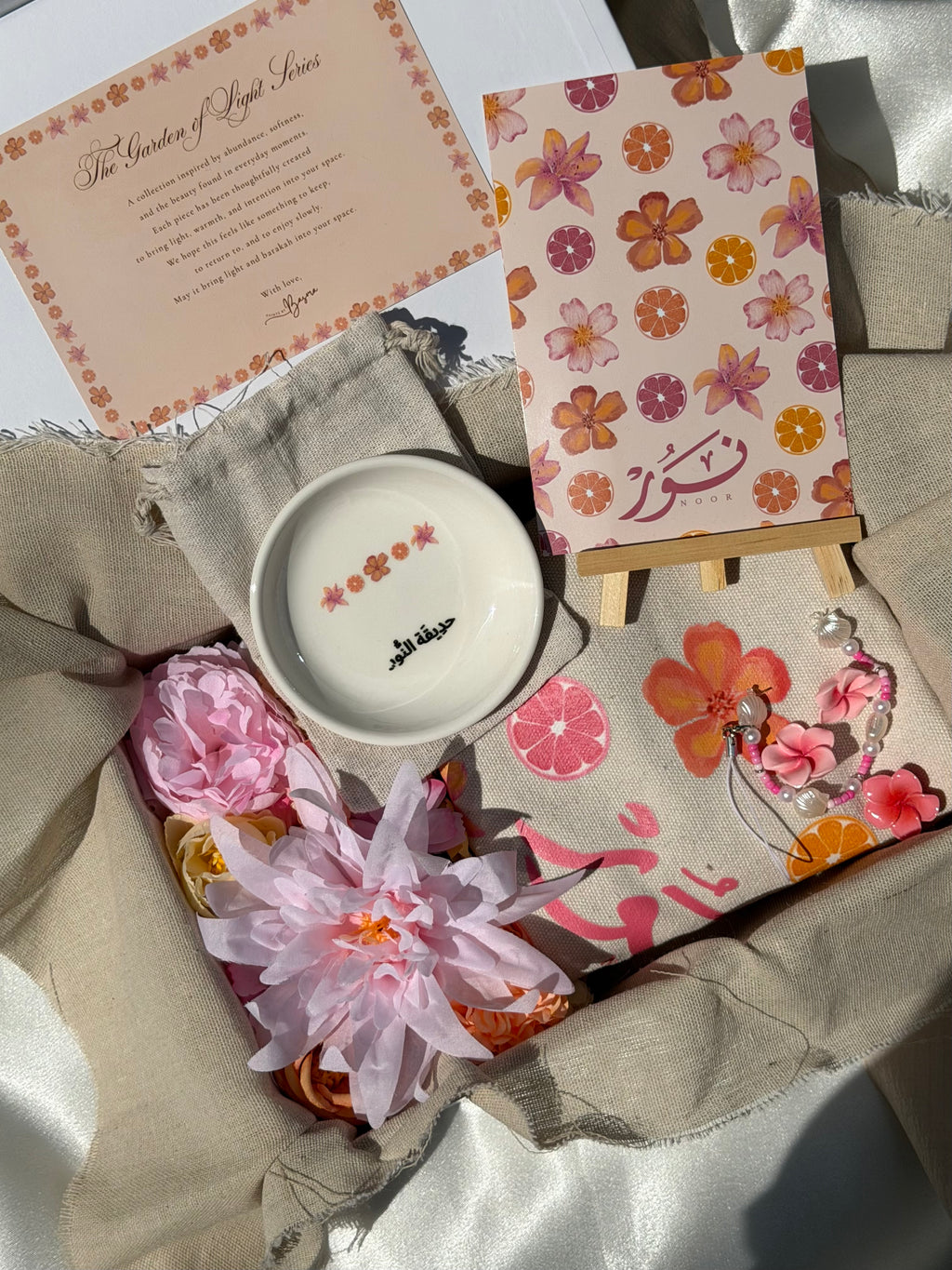The Noor Experience Box