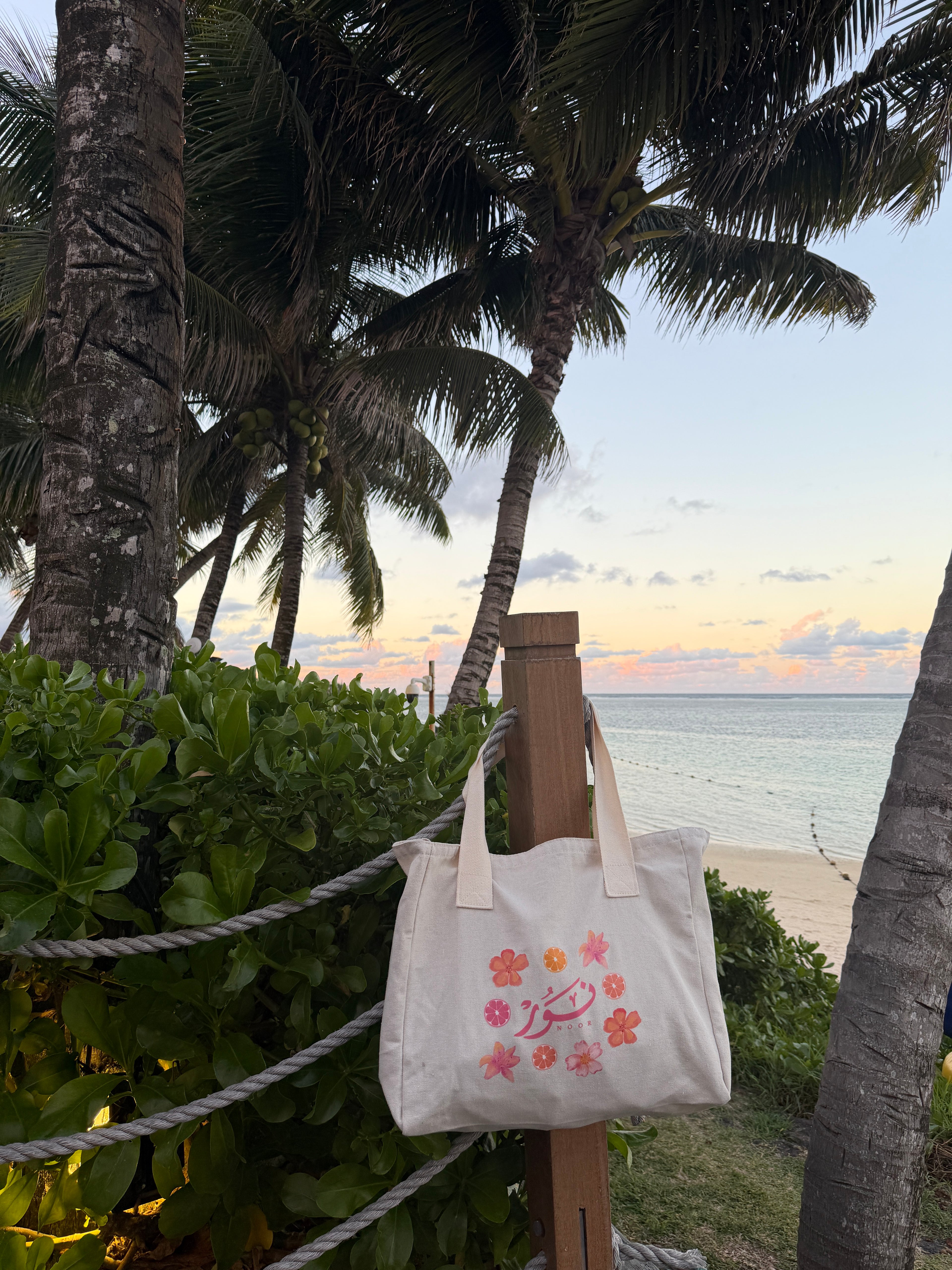 The Noor Tote