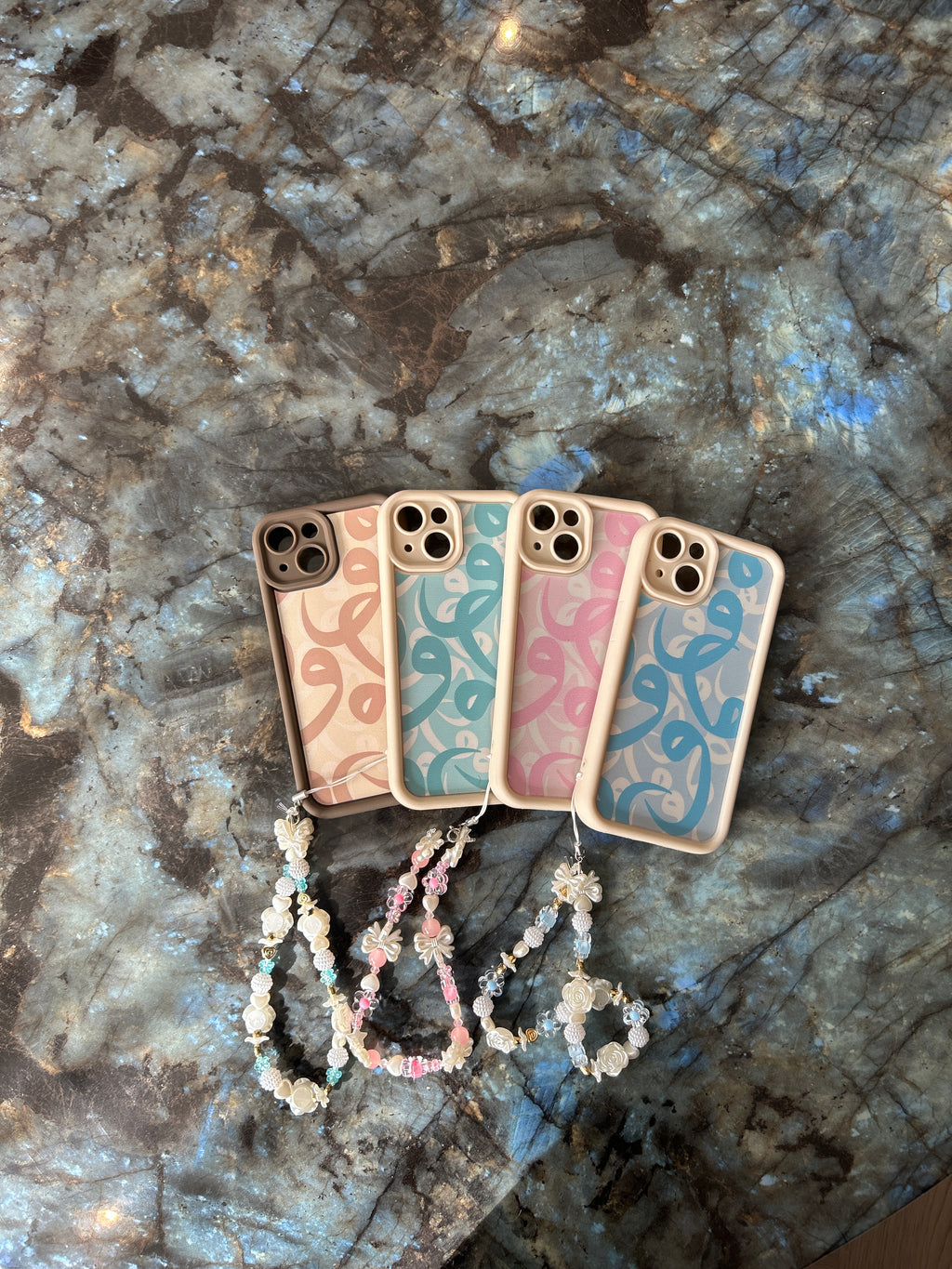 [PRE-ORDER] Arabic Calligraphy Letter Waw Phone Cases